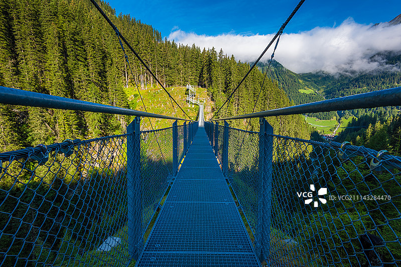 另一边图片素材