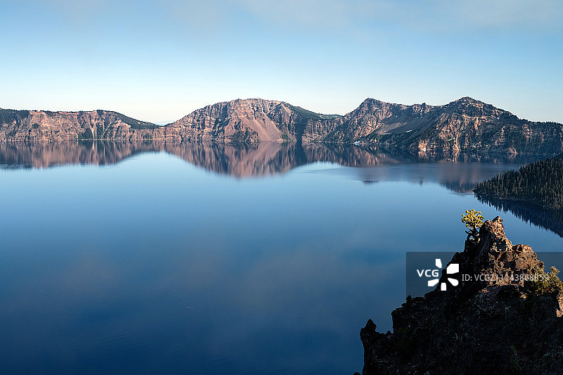 火山口湖,俄勒冈州图片素材