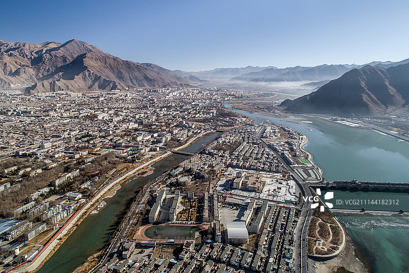 航拍拉萨和拉萨河图片素材