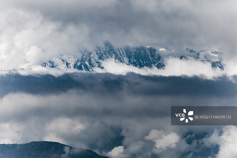 蜀山之王-贡嘎图片素材