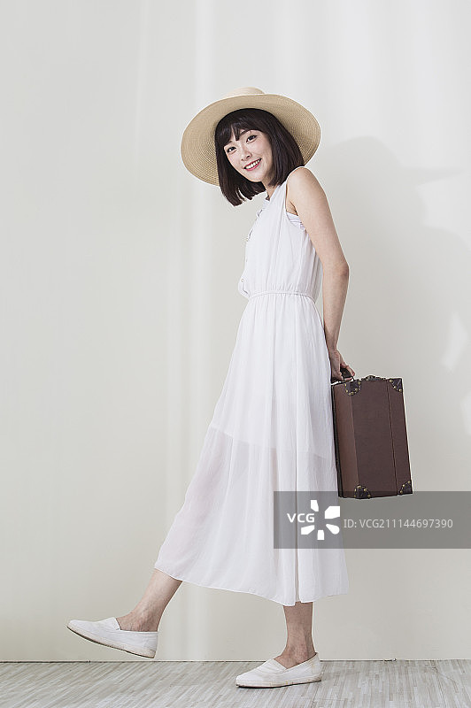 女性,手提箱,旅行图片素材