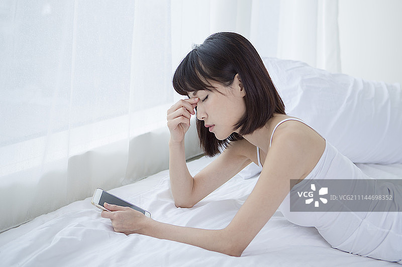 女性,头痛,生病图片素材