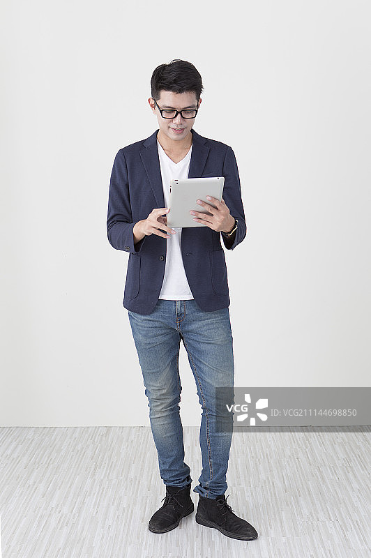 男性,平板电脑图片素材