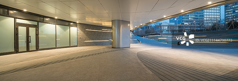 傍晚现代建筑内部 H图片素材