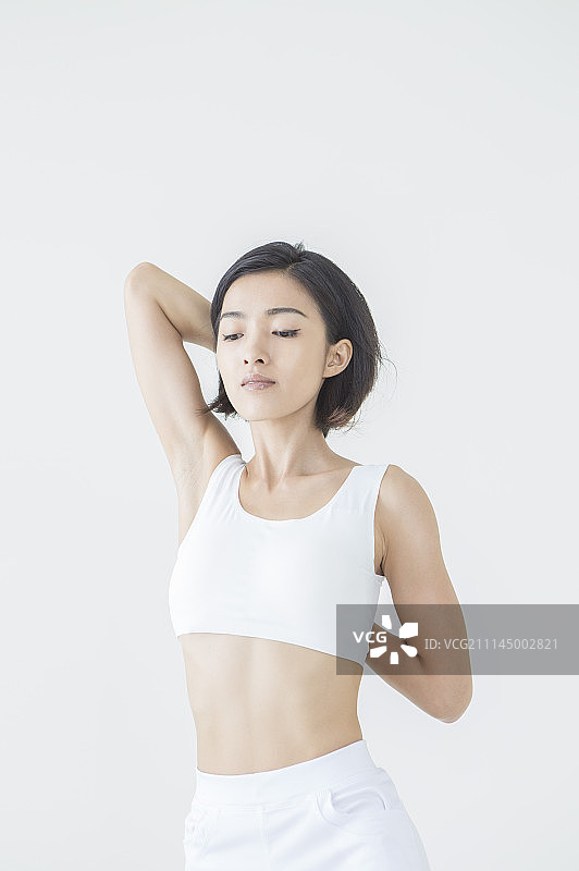 女性,瑜伽,手放背部图片素材