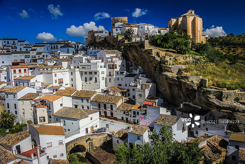 塞特尼尔德拉斯博德加斯的洞穴住所图片素材