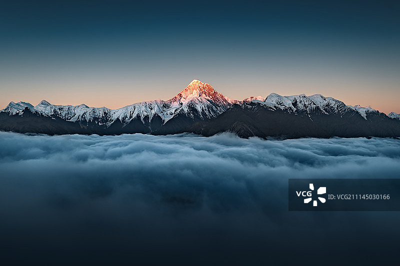 川西贡嘎山图片素材