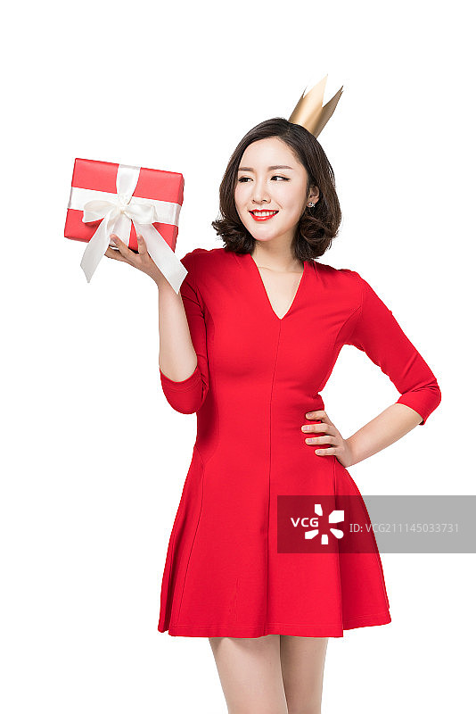 头戴皇冠的红衣女子图片素材