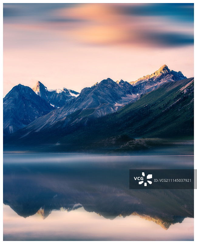 然乌晨曲图片素材