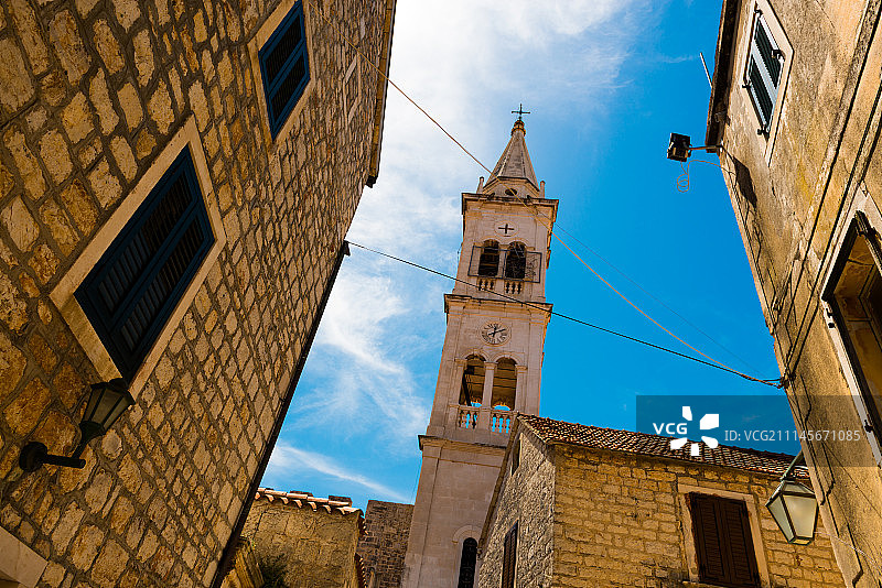 耶尔萨的教堂塔楼图片素材