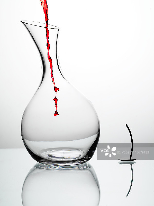 醒酒器图片素材