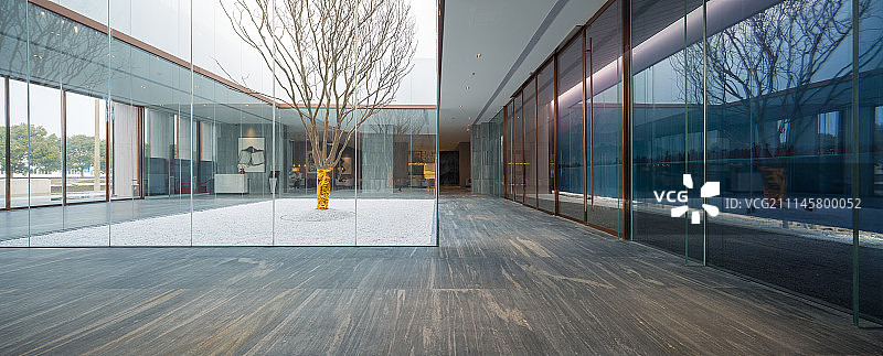 现代建筑的室内天井图片素材