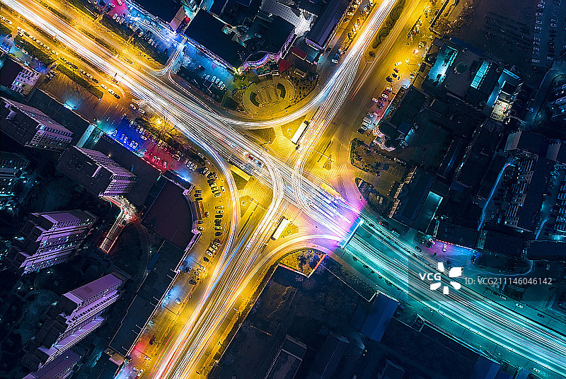 航拍城市十字路口夜景图片素材