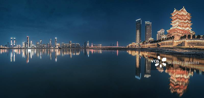 南昌赣江两岸夜景图片素材
