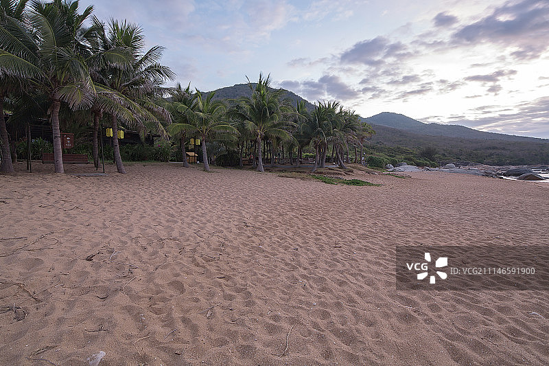 三亚南山小月湾清晨图片素材