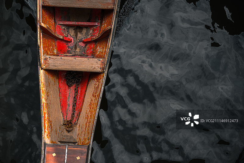 河上的船头图片素材