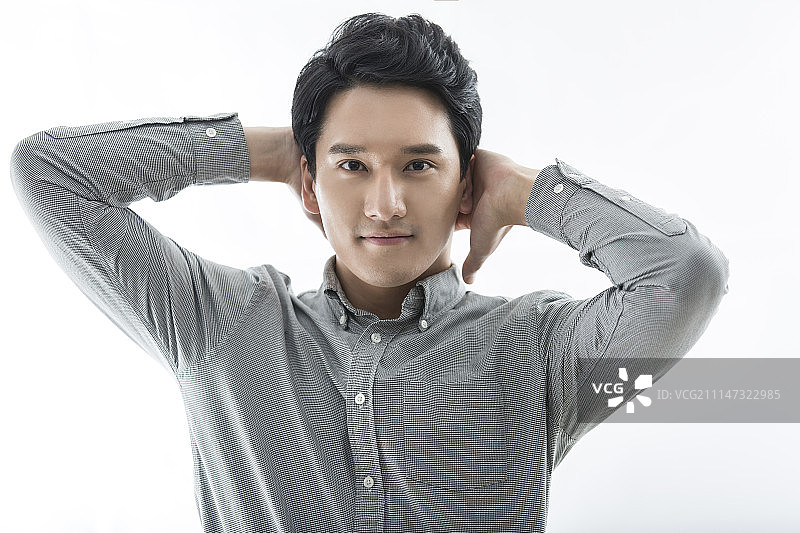 年轻商务男子肖像图片素材