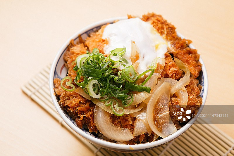 猪排炸肉饼，米饭，日式料理图片素材