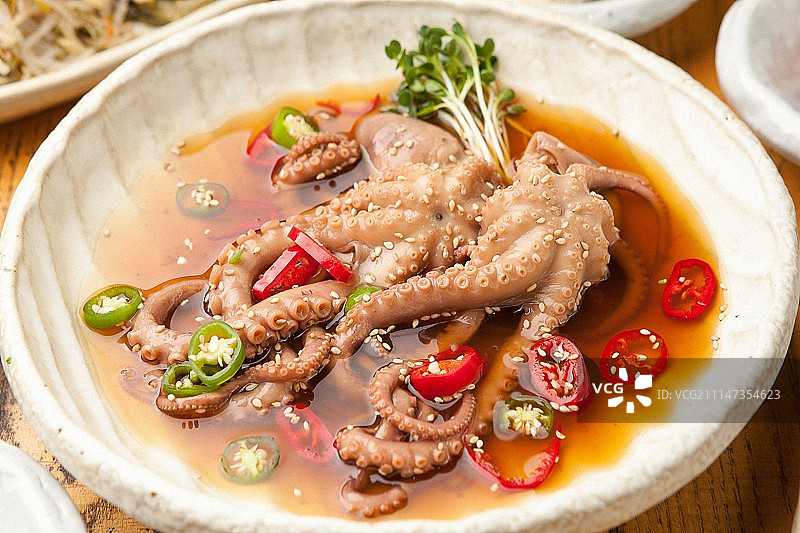 酱油腌制的小章鱼图片素材