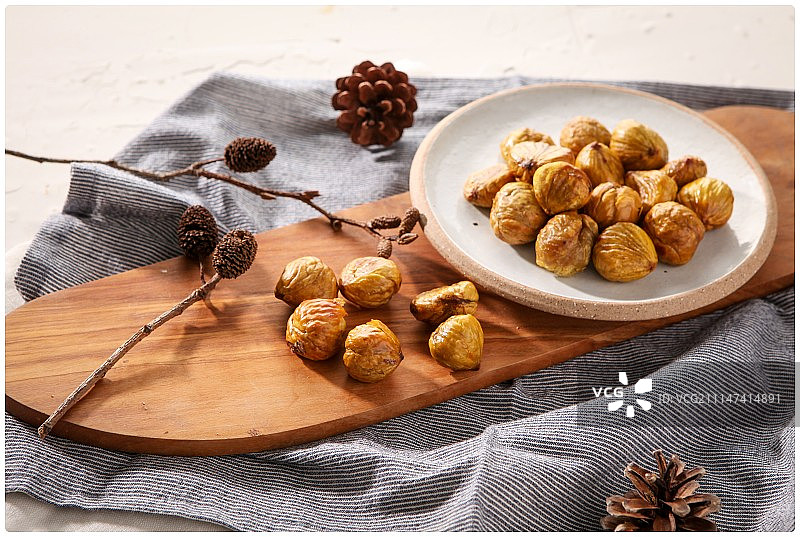 烤栗子图片素材