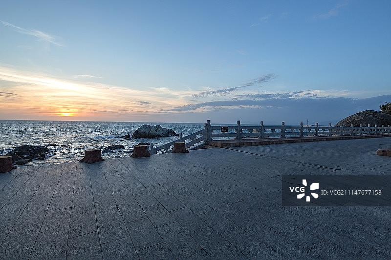 三亚南山小月湾日落图片素材