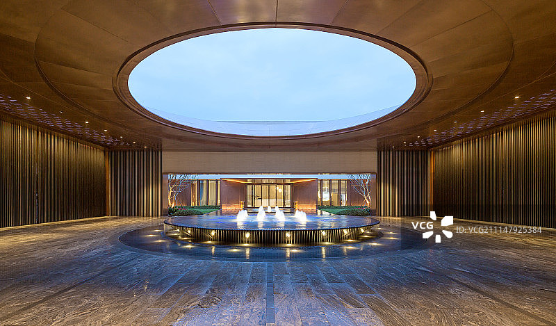 带穹顶的大厅图片素材