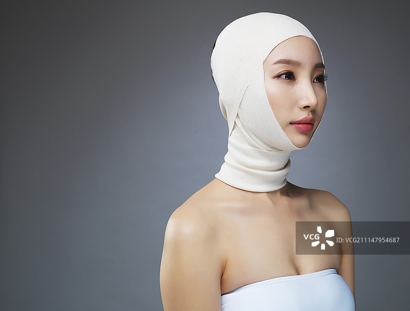 具有整形概念的女子肖像图片素材