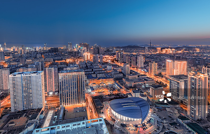 青岛市北CBD夜景图片素材