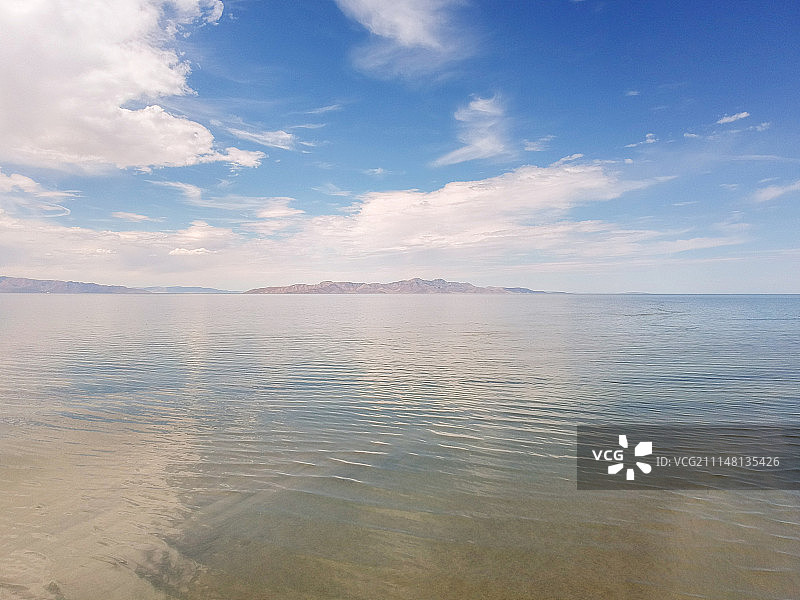 航拍大盐湖图片素材