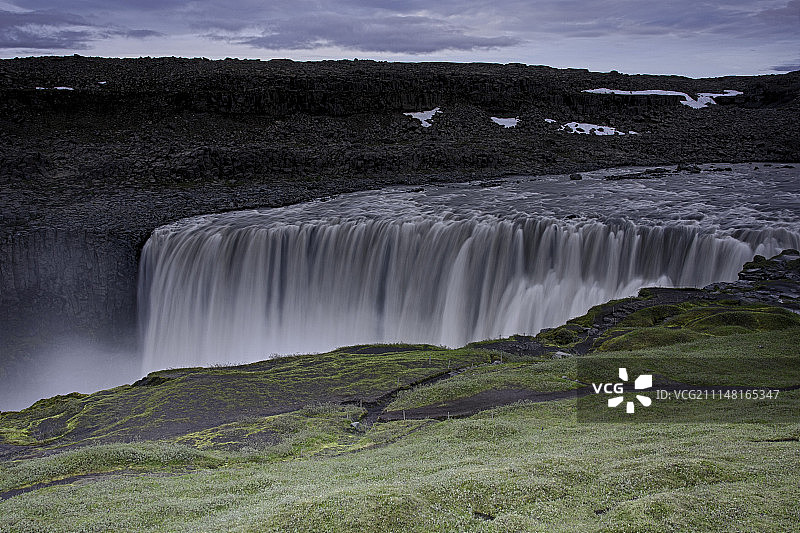 黛提瀑布图片素材