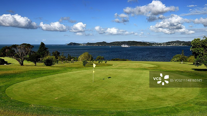 派希亚怀唐伊高尔夫球场第13洞图片素材