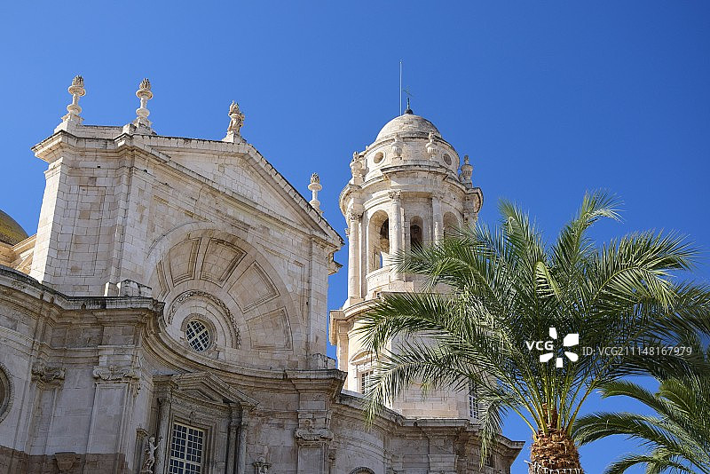 西班牙加的斯大教堂图片素材
