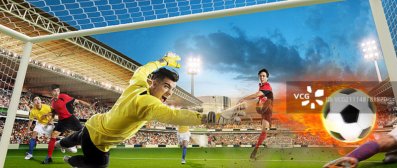 足球运动员在踢足球图片素材