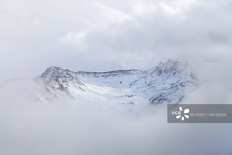 巴郎山雪后风光图片素材