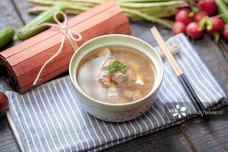中餐—牛肉汤图片素材