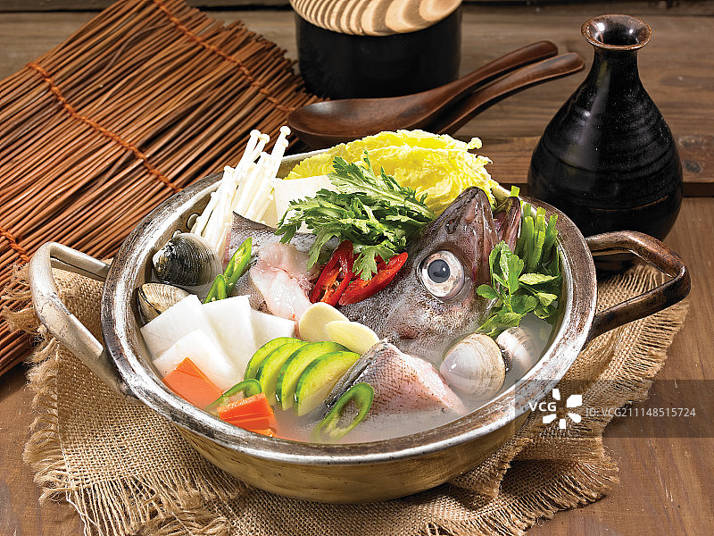 韩式辣味鳕鱼蔬菜汤图片素材