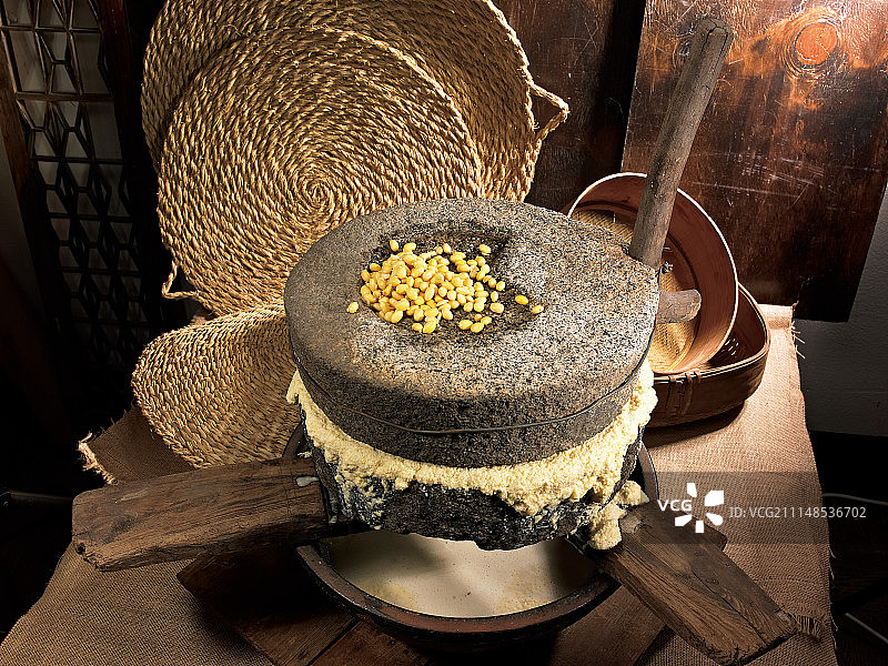 研磨，磨石，豆，韩国料理图片素材
