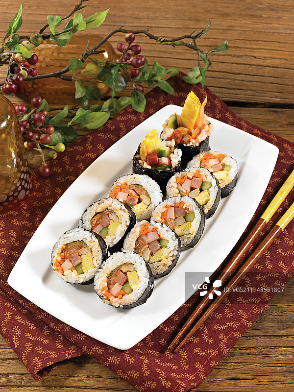 泡菜，米饭，海苔卷，韩国料理图片素材