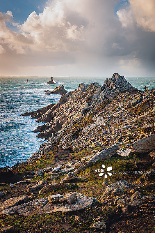 常年暴风雨肆虐之地图片素材