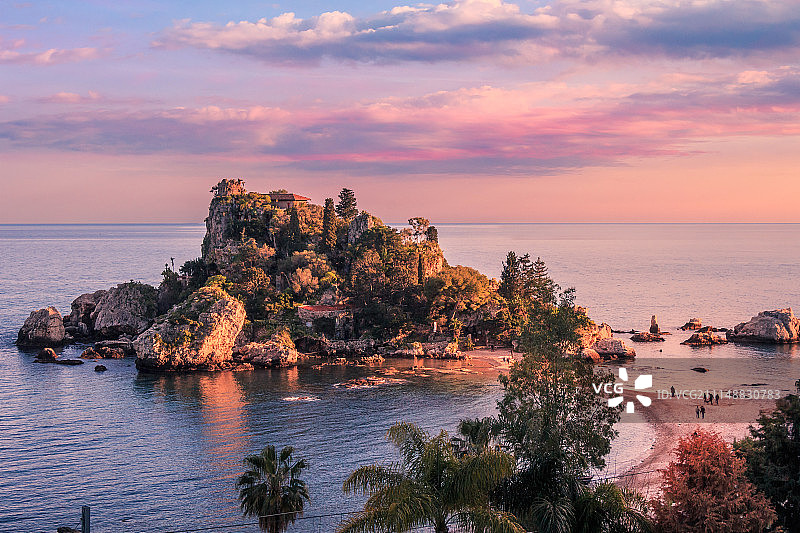 西西里岛日落，贝拉岛（陶尔米纳）图片素材