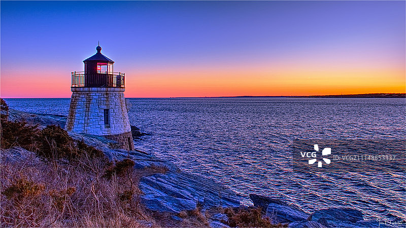 城堡山灯塔图片素材