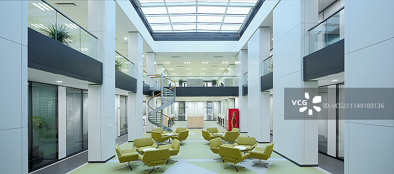现代建筑的室内中厅图片素材