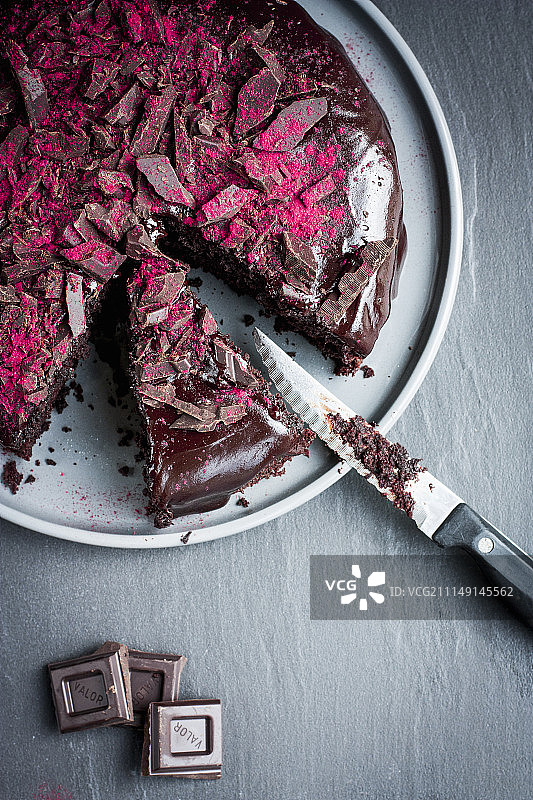 无乳糖巧克力甜菜根覆盆子蛋糕图片素材