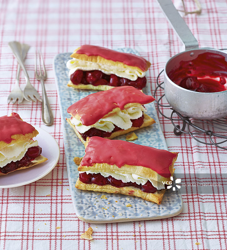 荷兰樱桃切片图片素材