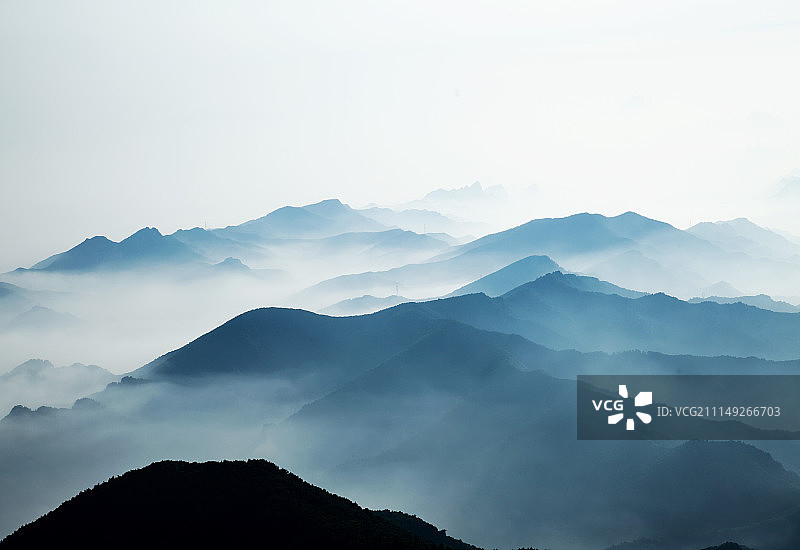 层峦叠嶂图片素材