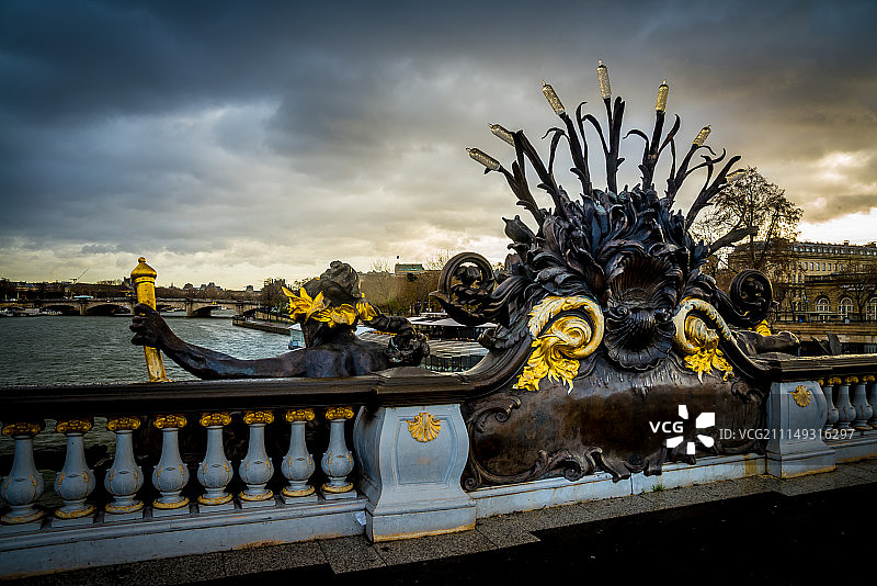 勒克雷姆林-比塞特尔，法国图片素材