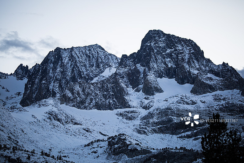 加内特湖峰顶风光摄影图片素材