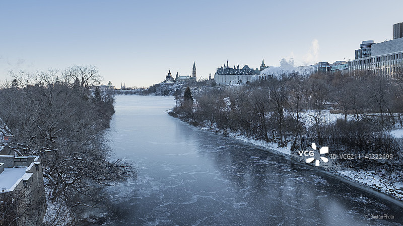 零下20度的渥太华河图片素材