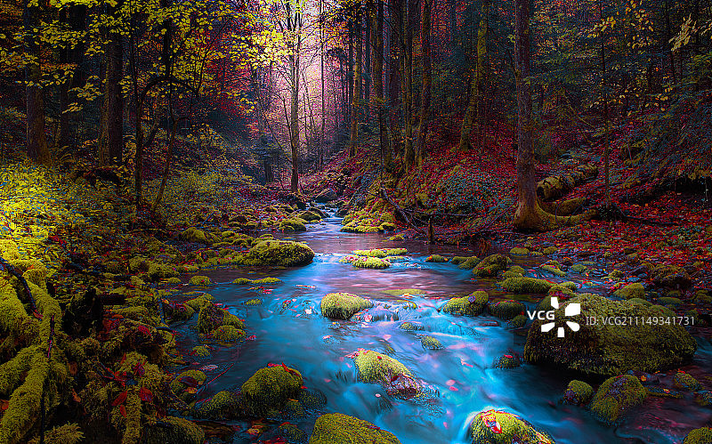 山区河流图片素材