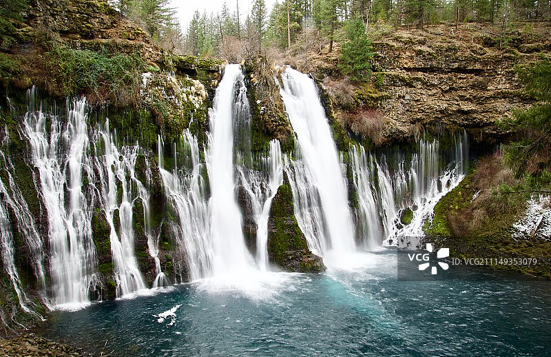 伯尼瀑布图片素材